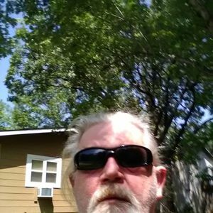 Meet your Posher, Kenneth